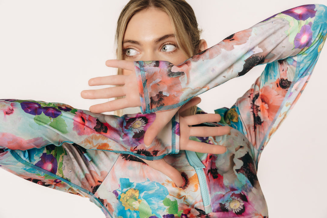 Women's Henley Rash Guard - Sea Poppy Bud