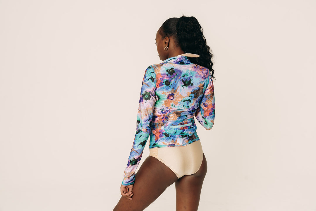 Women's Zip Rash Guard With Back Pocket - Neon Blue Poppy