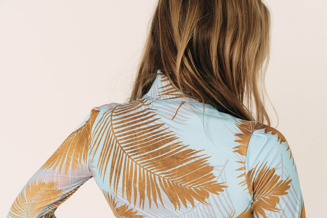 Women's Henley Rash Guard - Misty Palm