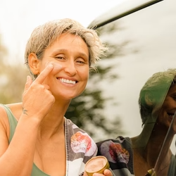 Revolutionary Mineral Sunscreen & Hydrating Cleanser