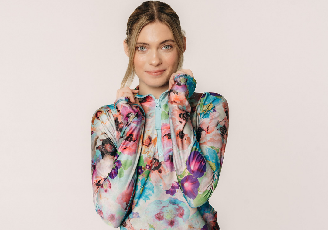 Women's Henley Rash Guard - Sea Poppy Bud