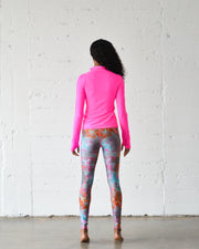 WOMEN'S HENLEY RASH GUARD - NEON PINK