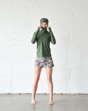 WOMEN'S HOODED PULLOVER RASH - OLIVE