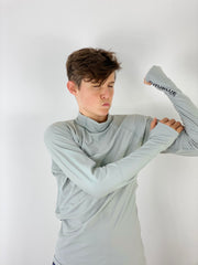 MEN'S PULLOVER RASH GUARD - SILVER