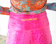 WOMEN'S SHORT SHORTS - IN THE PINK