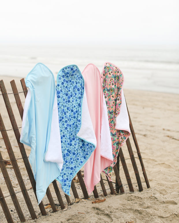 BABY BEACH TOWEL WITH HOODIE - BABY BLUE